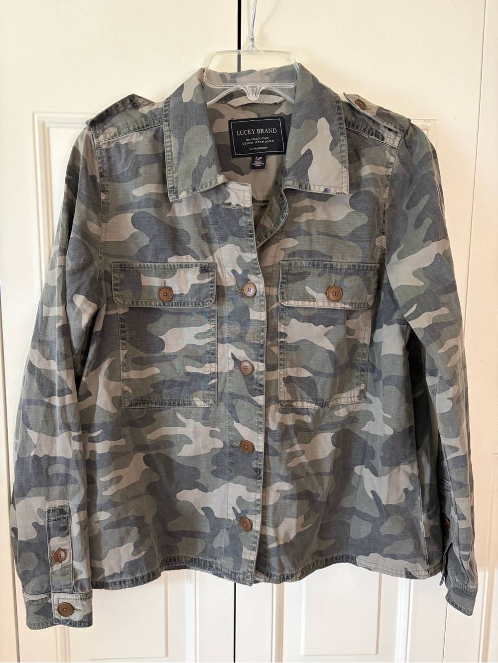 Lucky Brand Utility Military Grunge Shirt in Size Small Epaulets Gorpcore Boxy